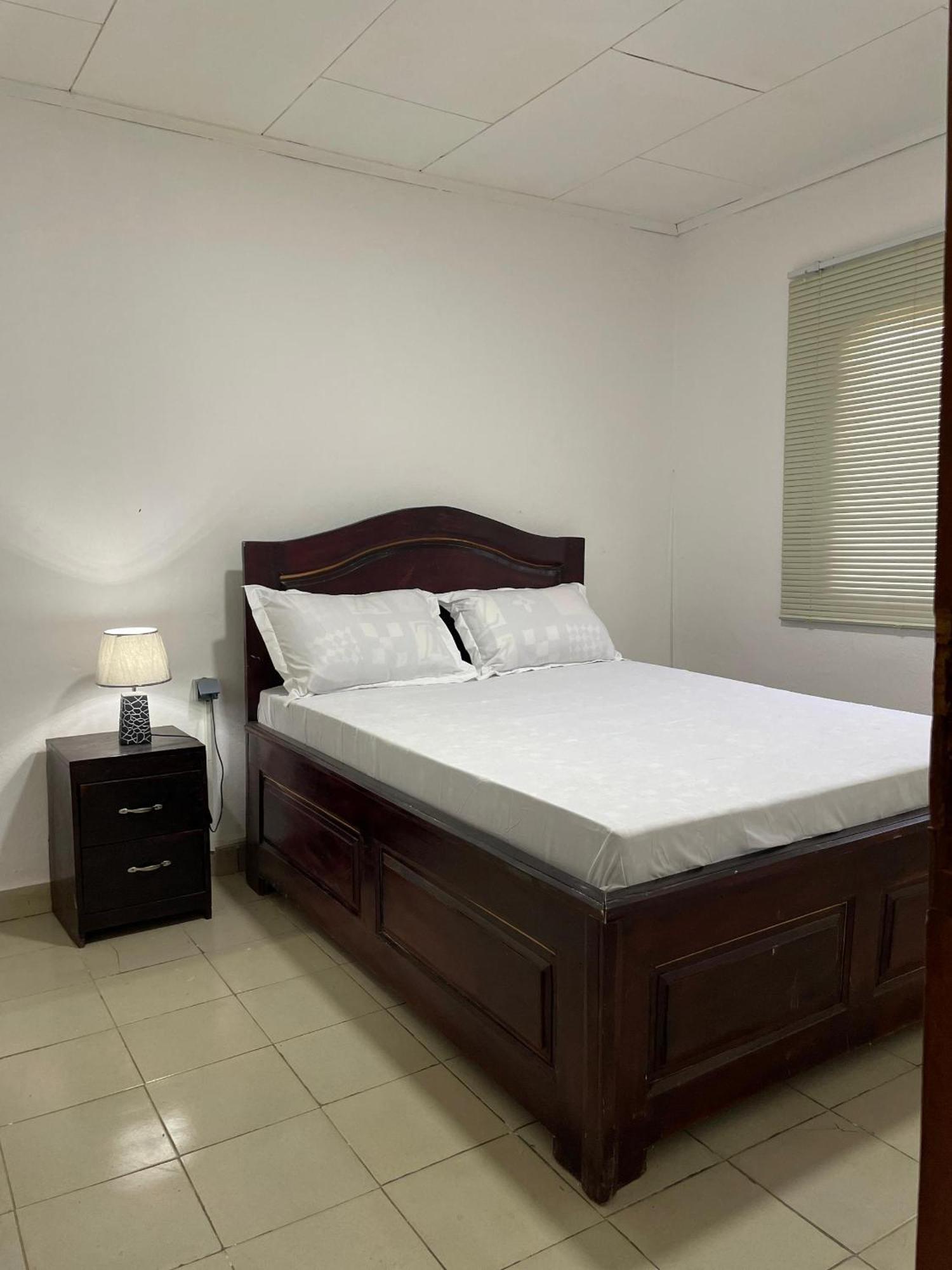 Ecolinkshouse Villa Yaoundé Buitenkant foto